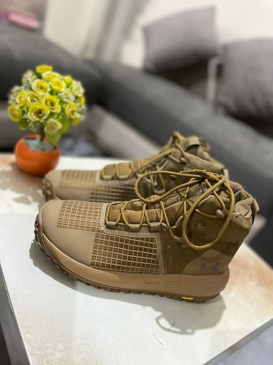 Gray helmet for bikers